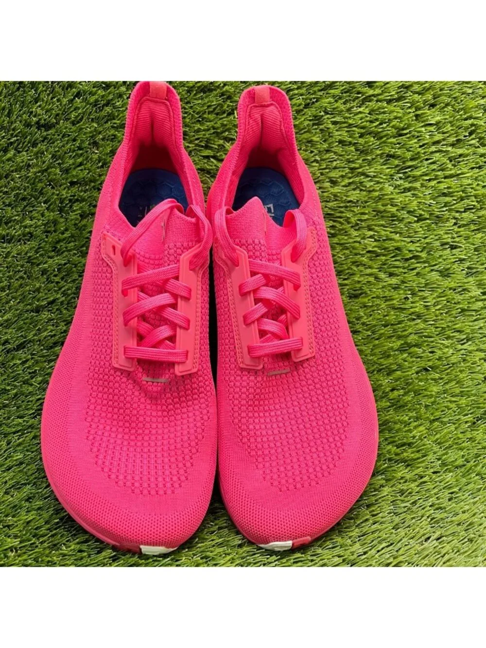Flux Footwear Adapt Runner Neon Pink Mens Size 10.5 Athletic Knit Shoes Sneakers